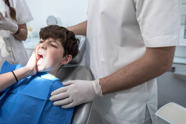 Best Emergency Dental Extractions in Schlusser, PA